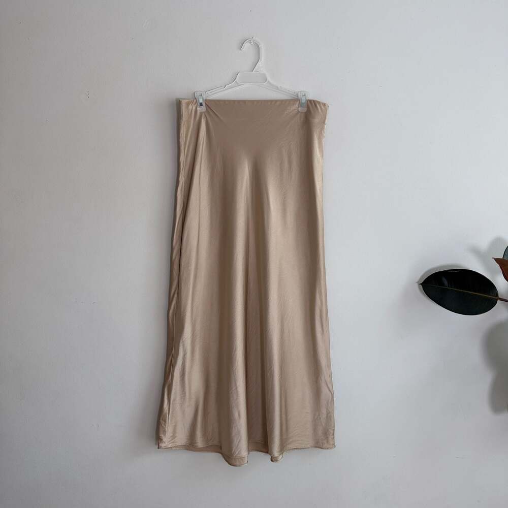 FRAME 100% Washable Silk Midi Skirt in Khaki Tan L